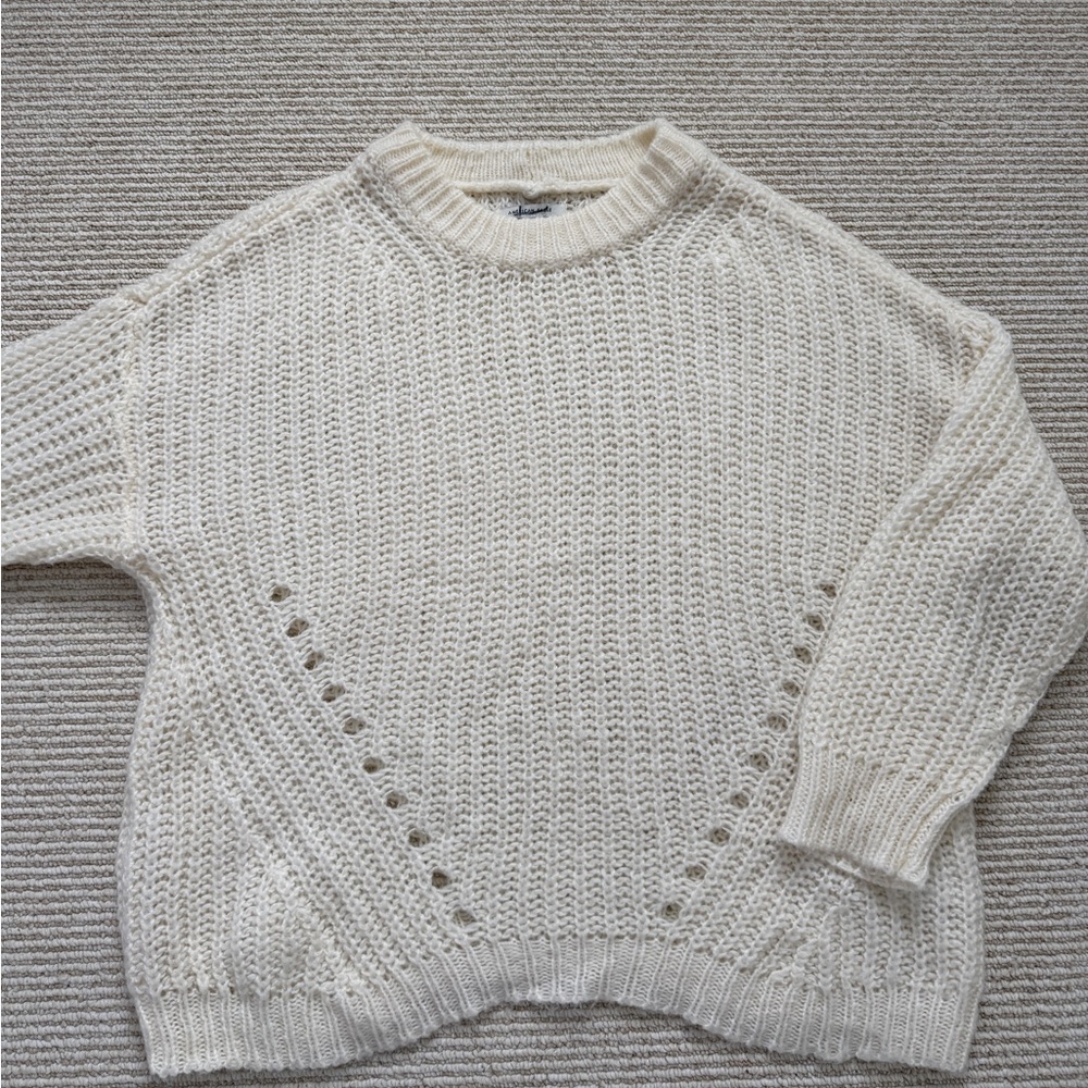 American Eagle Cozy Light Ivory Sweater